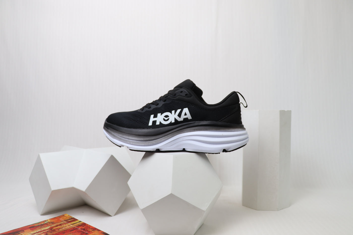 Bondi 8 - HK Unisex Sneakers - Shadow Core