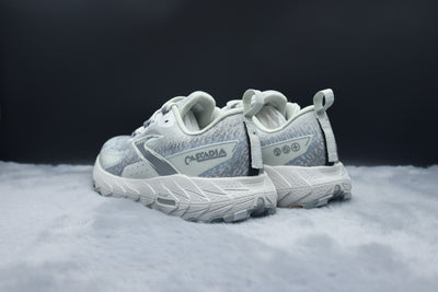 BRKS Cascadia 18 – Arctic White