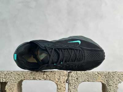 Zoom X Wave – Black Jade Edition