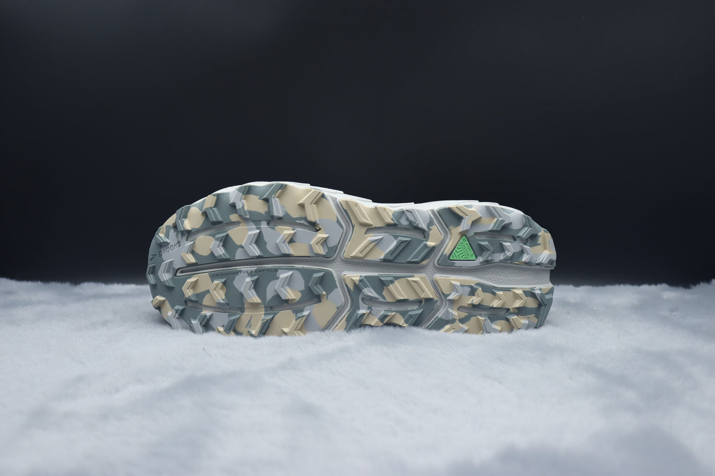 BRKS Cascadia 18 – Arctic White