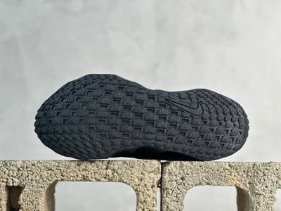 Zoom X Wave – Full Black Edition