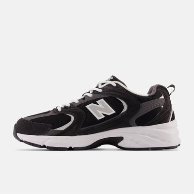 NB 530 - BLACK with MAGNET and Silver Metallic