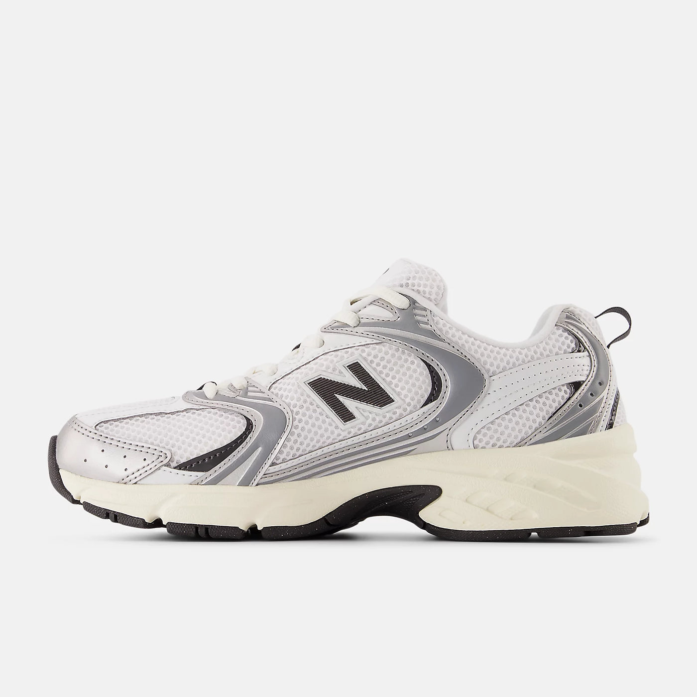 NB 530 - METALLIC SILVER with BLACK CEMENT